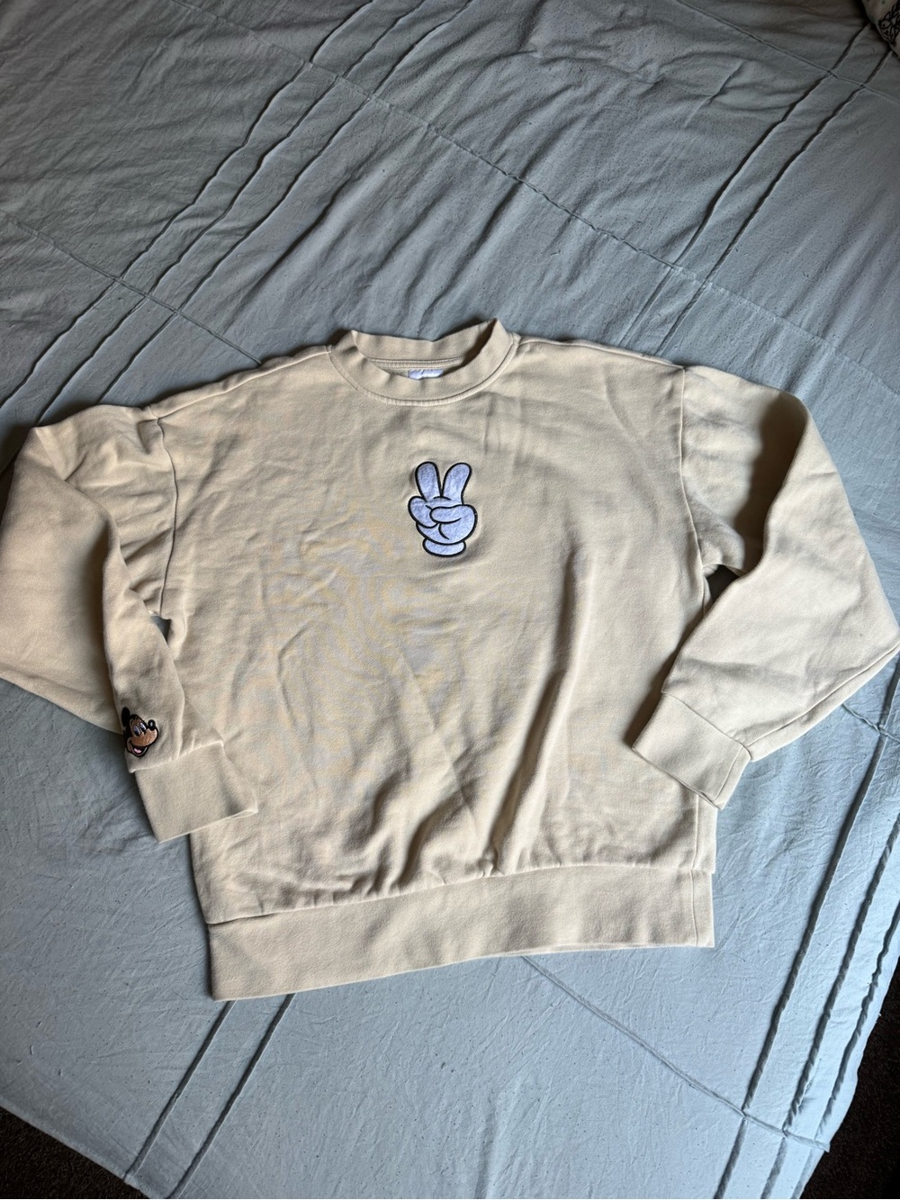 Disney Mickey Mouse Peace Sign sweatshirt